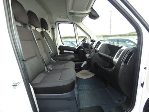 Jumper L3H2 BLUEHDi 165 S et S BVM6 DRIVER 2023 occasion 56700 Merlevenez