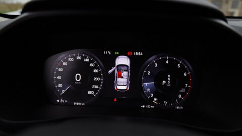 XC40 T2 129ch Auto. CAM/REGVIT/PARKSENSOR/GPS/GAR12MOIS 2021 occasion 59280 Armenti&egrave;res