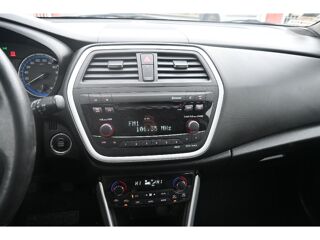SX4 1.6 VVT 120 ch 4x4 Allgrip Privil&egrave;ge 2015 occasion 63800 Cournon-d'Auvergne