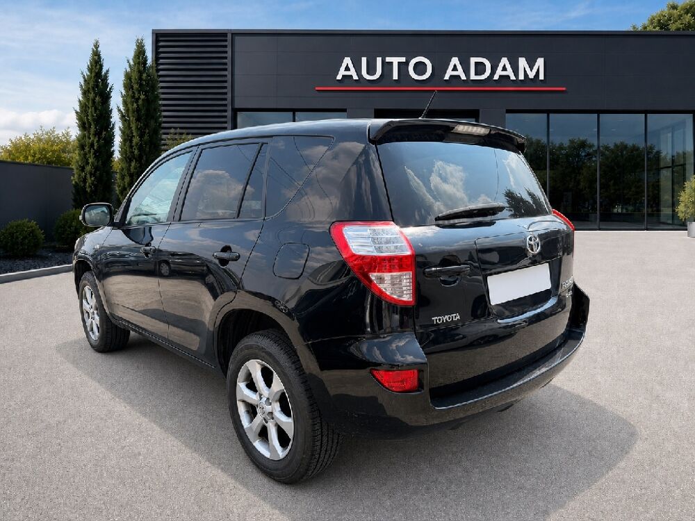 RAV 4 150 D-4D 4WD Lounge BVA 2011 occasion 95200 Sarcelles