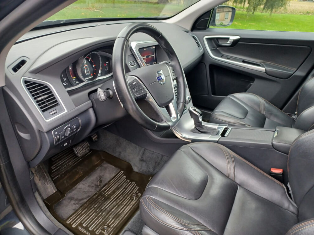 XC60 D4 2.4D 5 CYL AWD 190 ch CUIRCHAUF/TOPANO/PDC/CAM/REGUL/LIM/ 2017 occasion 59280 Armenti&egrave;res