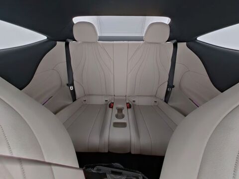 CLE Coup&eacute; 300 9G-Tronic 4MATIC AMG Line 2025 occasion 85600 Montaigu