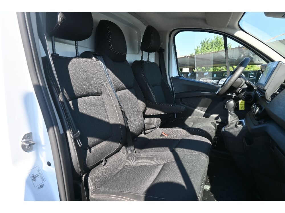 Trafic TRAFIC FGN EDC L2H1 3000 KG BLUE DCI 150 GRAND CONFORT 2024 occasion 63800 Cournon-d'Auvergne