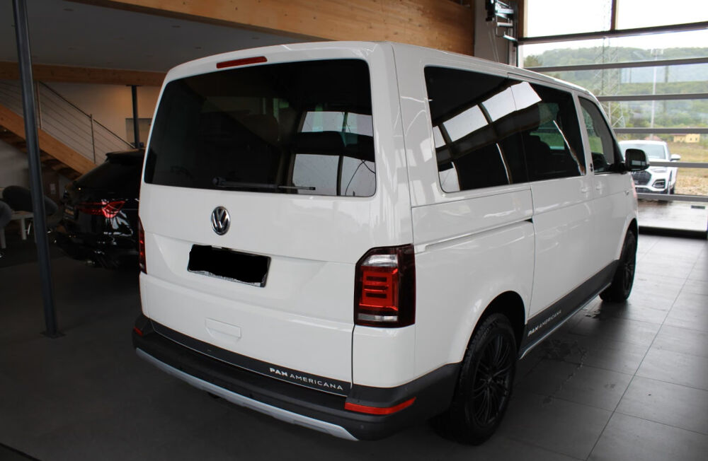 MULTIVAN Multivan 2.0 TDI 150 DSG7 PanAmericana 2017 occasion 85600 Montaigu