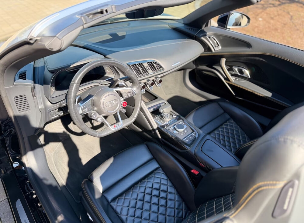 R8 Spyder V10 5.2 FSI 540 S tronic 7 Quattro 2017 occasion 85600 Montaigu