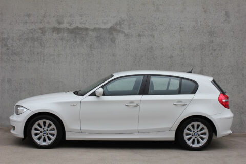 S&eacute;rie 1 118i 2.0 143ch Auto. SIEGCHAUF/REGVIT/BLTH/PARKSENSOR/JA/GAR 2011 occasion 59280 Armenti&egrave;res