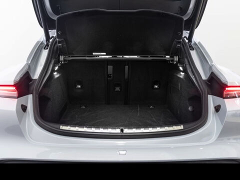 Taycan 598 ch GTS Sport Turismo 2024 occasion 85600 Montaigu