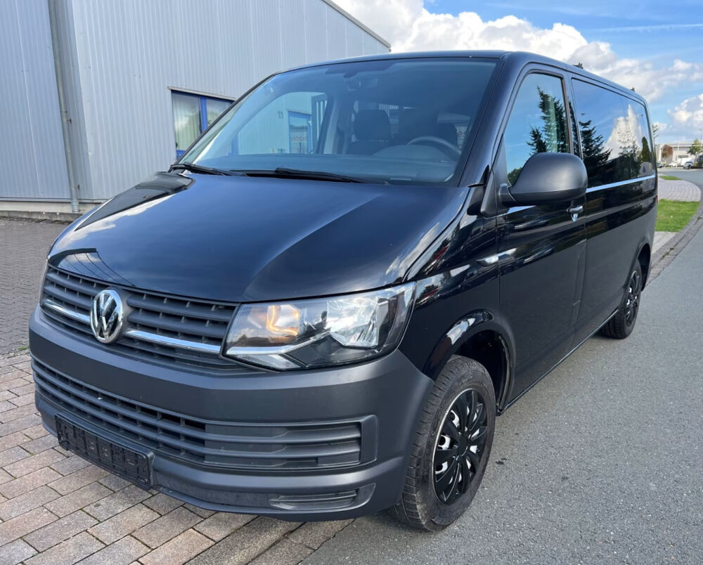 Caravelle 2.0 TDI 102 9 places 2015 occasion 85600 Montaigu