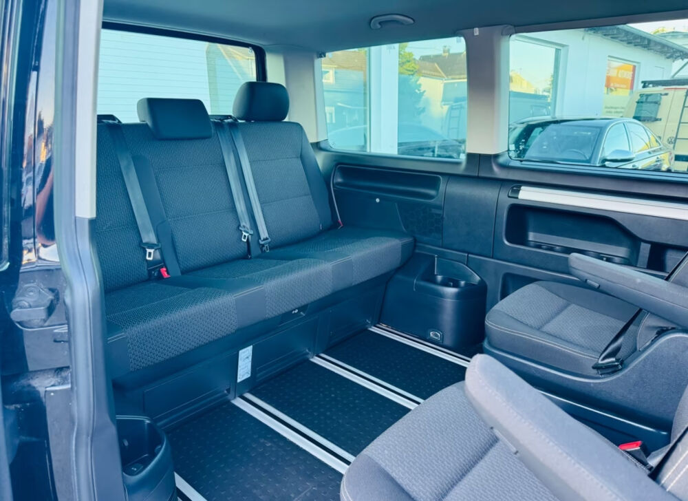 MULTIVAN Multivan 2.0 TDI 150 DSG7 2015 occasion 85600 Montaigu