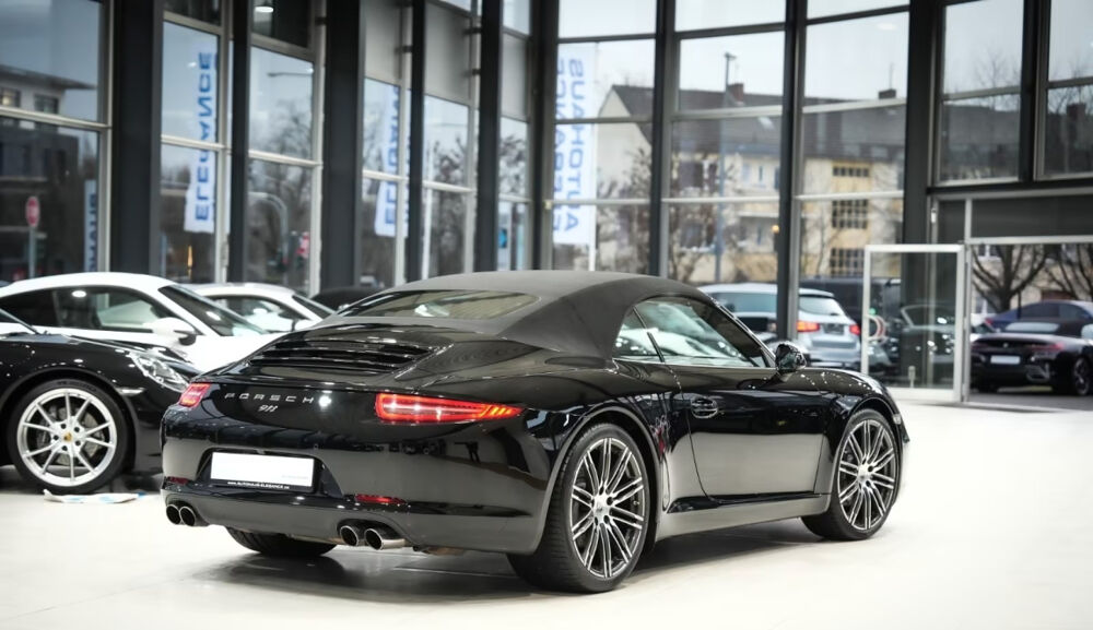 911 Carrera 3.2 911 Carrera Cabriolet 3.4i 350 Black Edition PDK 2015 occasion 85600 Montaigu