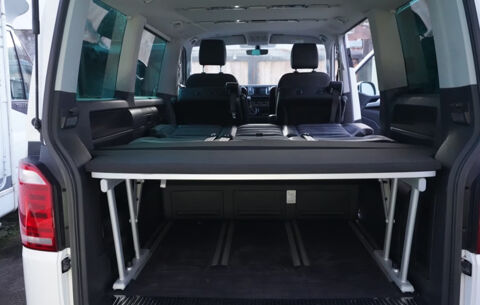 MULTIVAN Multivan 2.0 TDI 150 Generation Six 2016 occasion 85600 Montaigu