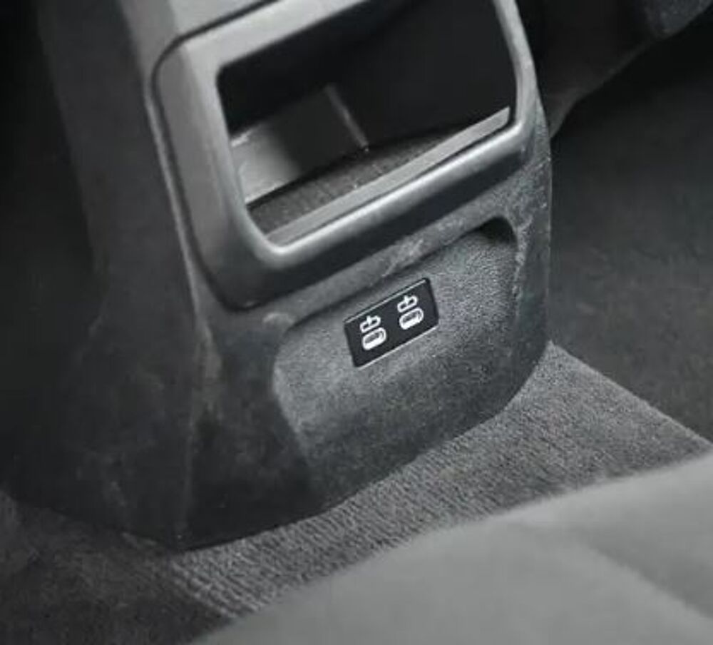S&eacute;rie 1 116d 116ch VIRTUALCOCKPIT/CARPLAY/REGVIT/PDC/1MAIN/GAR12MOIS 2023 occasion 59280 Armenti&egrave;res