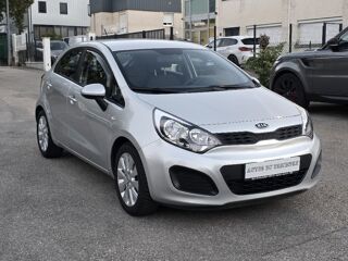 Rio 1.4L 109 Edition 1&deg;main 2013 occasion 38190 BERNIN