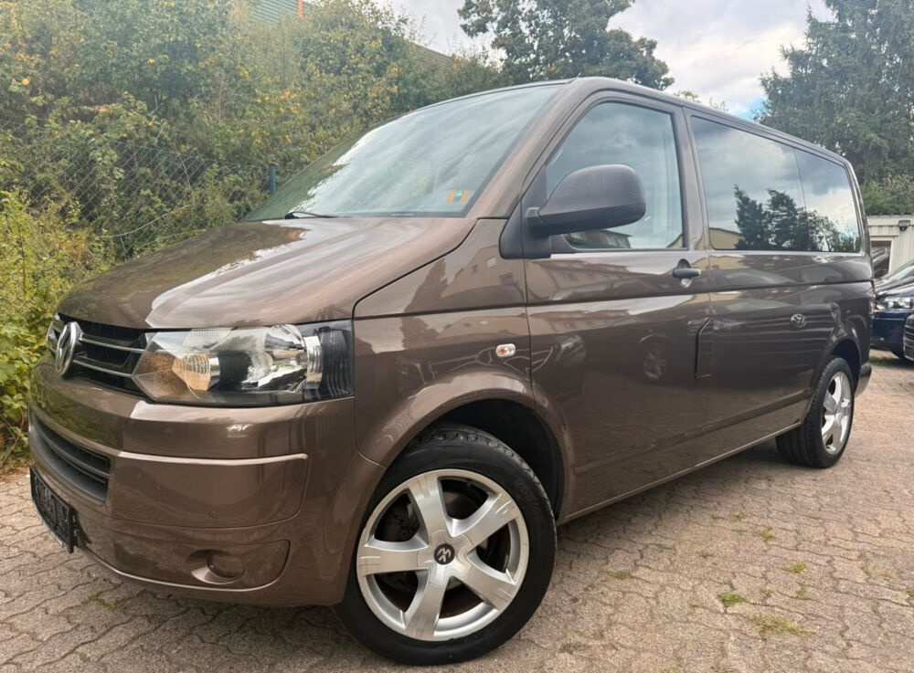 MULTIVAN 2.0 TDI 140 DSG7 2010 occasion 85600 Montaigu