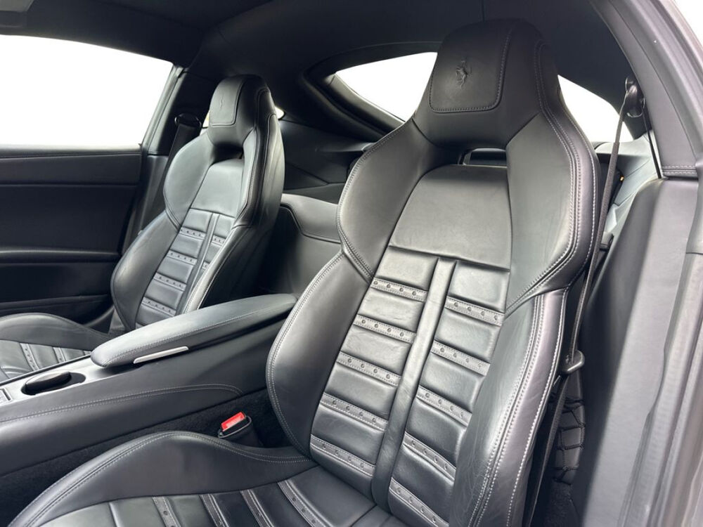 F12 Berlinetta V12 6.0 740ch 2013 occasion 85600 Montaigu