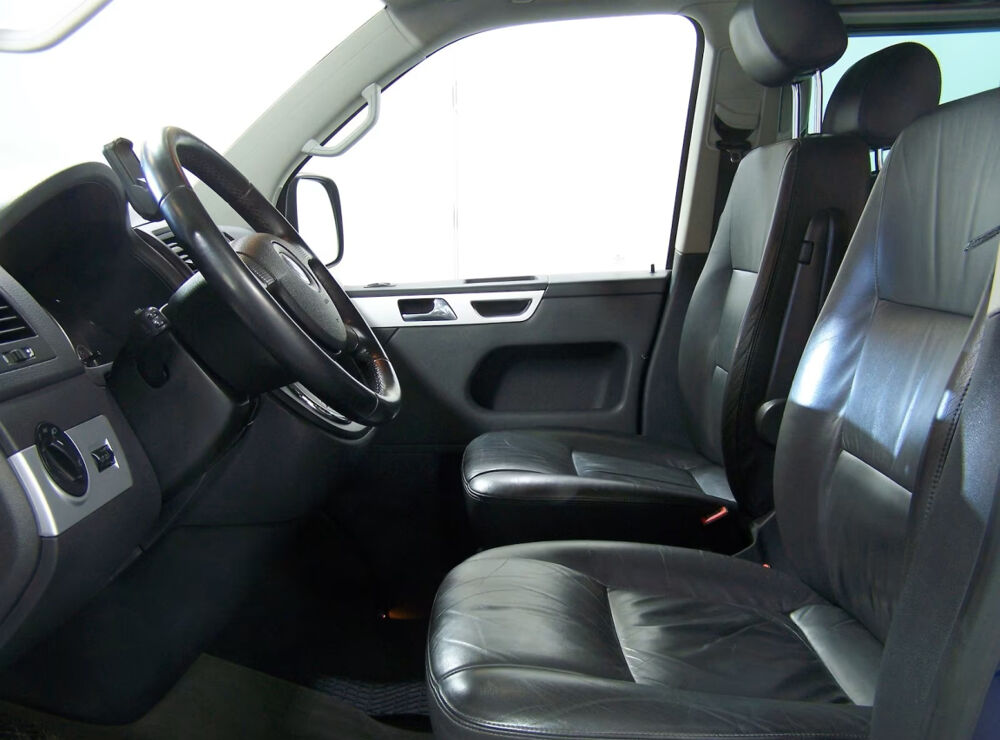 MULTIVAN Multivan 2.5 TDI 174 Highline 2009 occasion 85600 Montaigu