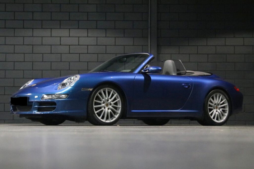 911 Carrera 3.2 911 Carrera Cabriolet 3.6i 2006 occasion 85600 Montaigu