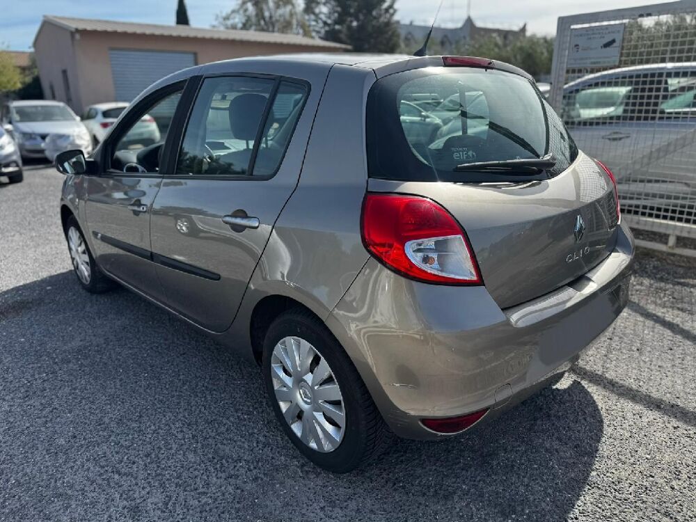 Clio III dCi 70 eco2 Dynamique Clim 2009 occasion 30320 Marguerittes