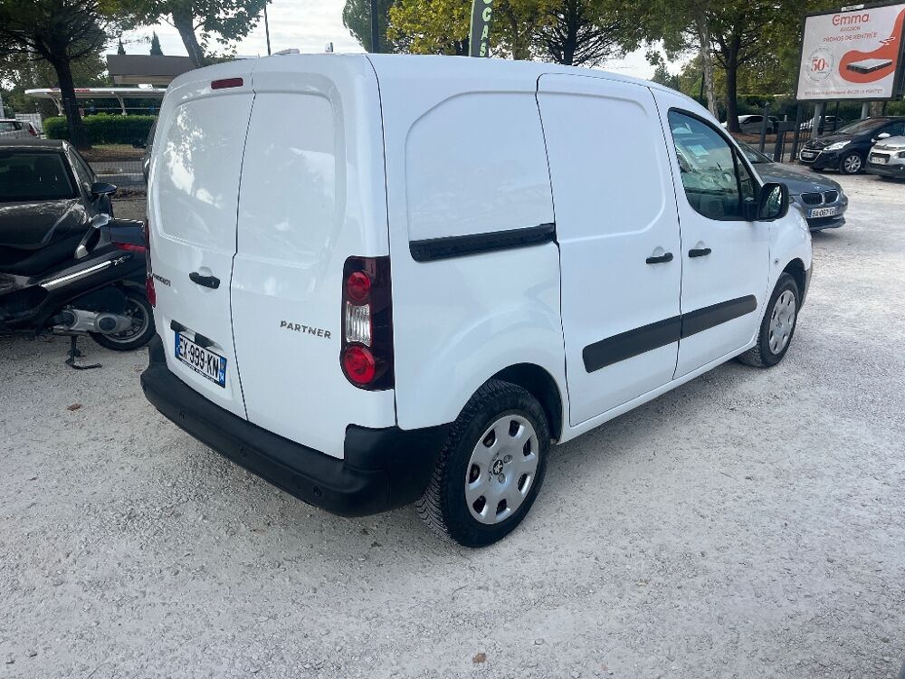 Partner 1.6 BLUEHDI 100 PREMIUM 1&egrave;re Main 2018 occasion 84000 AVIGNON