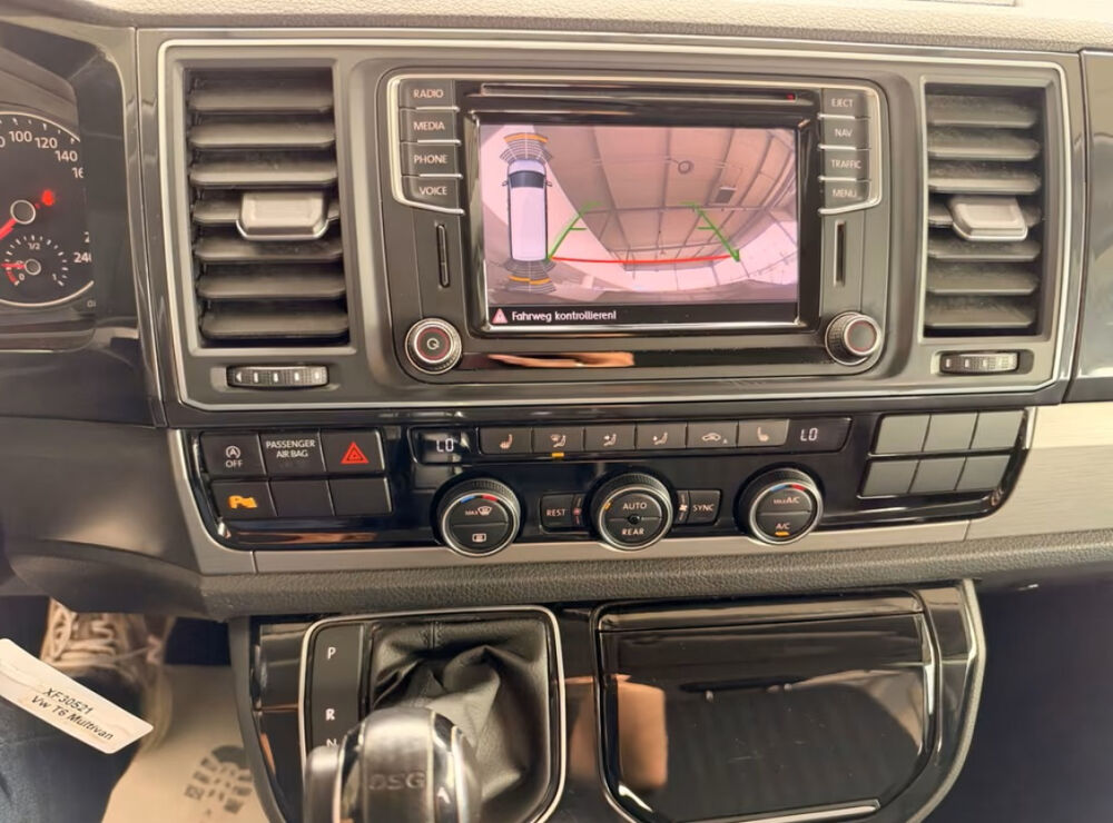 MULTIVAN Multivan 2.0 TDI 150 DSG7 2017 occasion 85600 Montaigu
