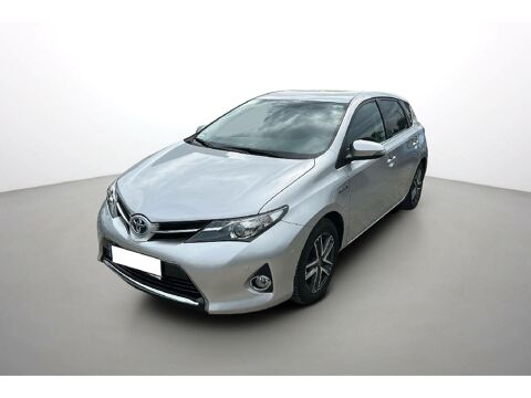 Toyota Auris Hybride 136h Dynamic 15 2015 occasion Sarcelles 95200