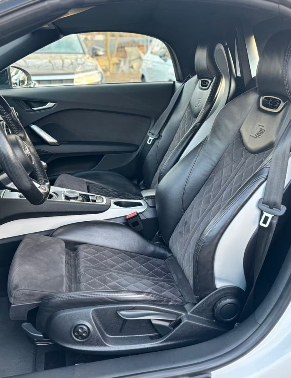 TT Roadster 2.0 TDI 184 S line 2016 occasion 85600 Montaigu