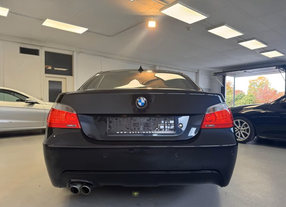 S&eacute;rie 5 550i pack M 2006 occasion 85600 Montaigu