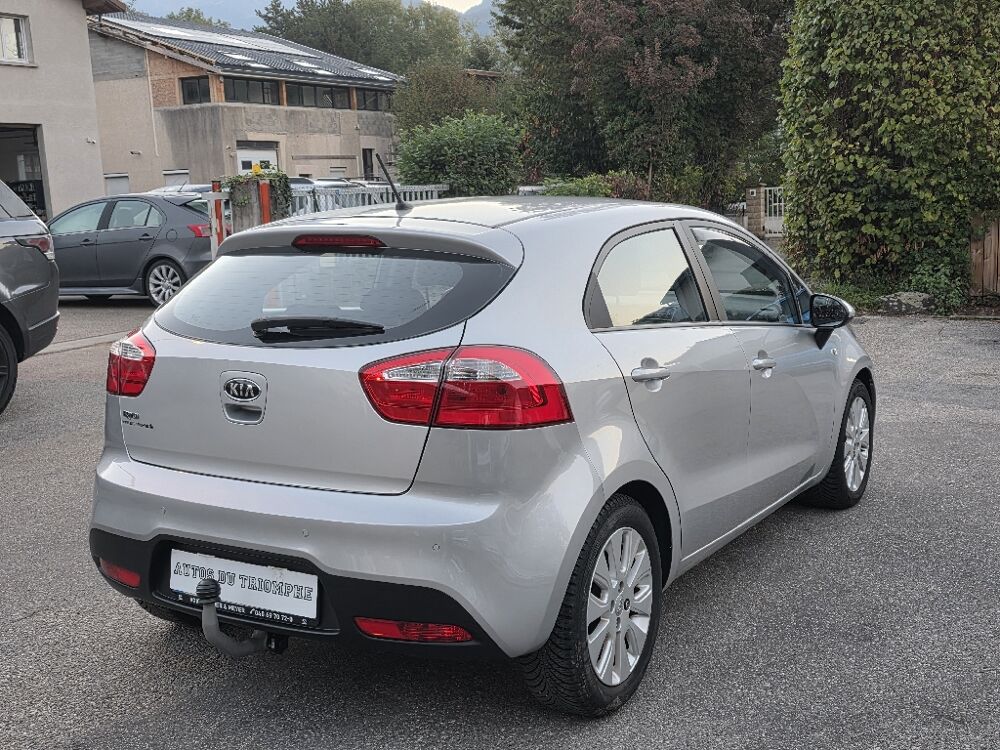 Rio 1.4L 109 Edition 1&deg;main 2013 occasion 38190 BERNIN