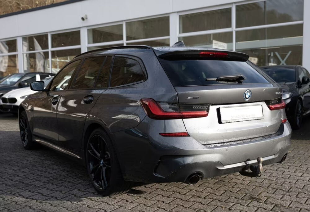 S&eacute;rie 3 Touring 330e xDrive 292 ch BVA8 M Sport 2021 occasion 85600 Montaigu