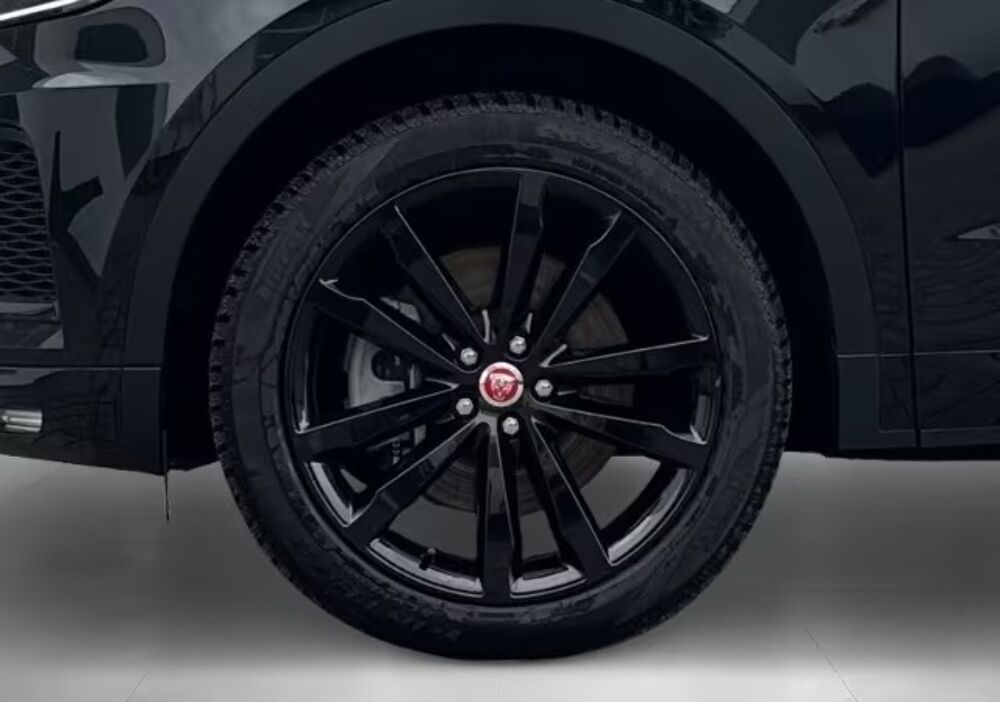 E-PACE E-Pace P300e ch PHEV AWD BVA R-Dynamic SE 2022 occasion 85600 Montaigu