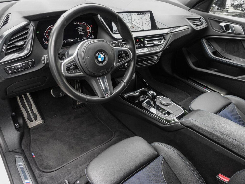 S&eacute;rie 1 120i 178 ch DKG7 M Sport 2022 occasion 85600 Montaigu