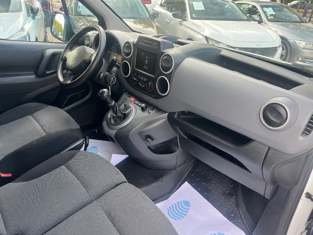 Partner 1.6 BLUEHDI 100 PREMIUM 1&egrave;re Main 2018 occasion 84000 AVIGNON