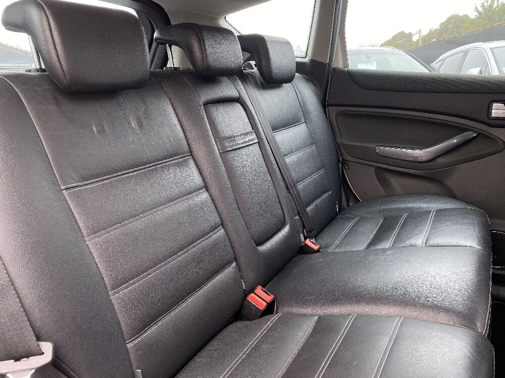 Kuga 2.0 TDCi 140 DPF 4x2 Titanium 2010 occasion 63800 Cournon-d'Auvergne