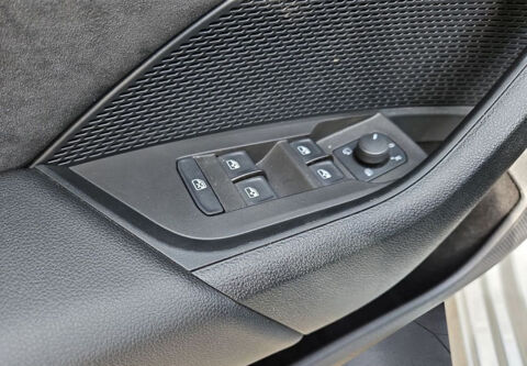Octavia Combi 1.4 TSI 245 ch DSG6e RS 2021 occasion 85600 Montaigu