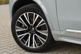 XC90 T8 AWD Hybride Rechargeable 310+145 ch Geartronic 8 7pl 2024 occasion 85600 Montaigu