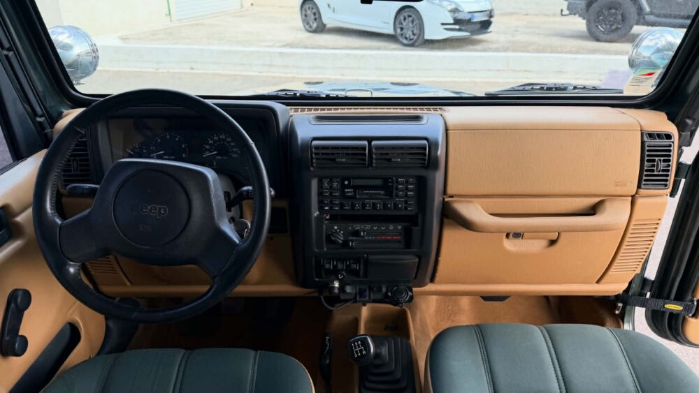 Wrangler 4.0L 177CV Edition Sahara 1998 occasion 30620 Bernis