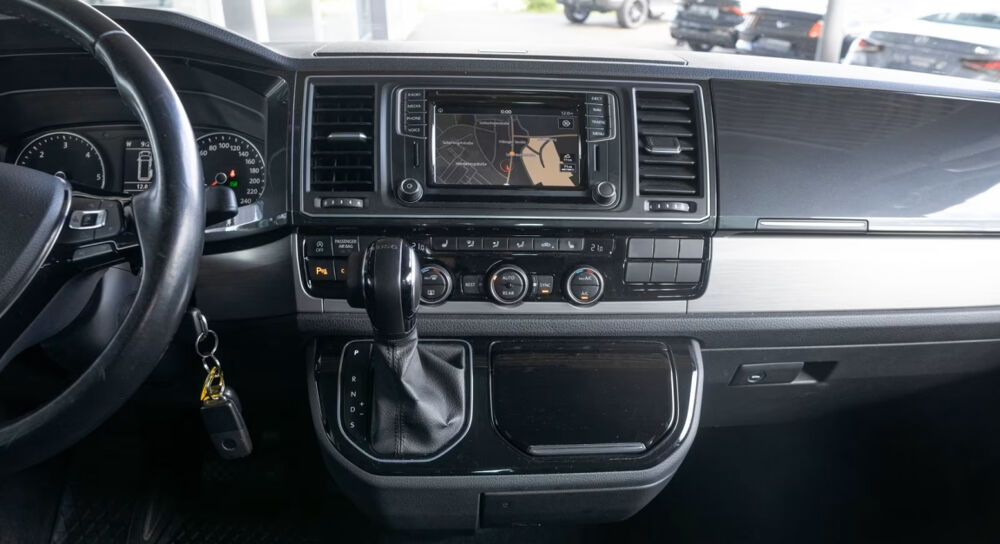 MULTIVAN Multivan 2.0 TDI 150 DSG7 2015 occasion 85600 Montaigu