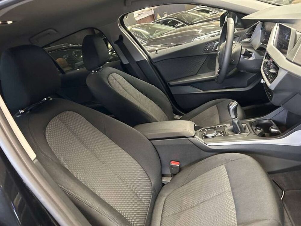 S&eacute;rie 1 116i 109ch CARPLAY/PARKSENSOR/DAB/GPSJA/GAR12MOIS 2023 occasion 59280 Armenti&egrave;res