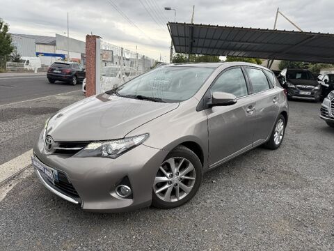 Toyota Auris 124 D-4D Dynamic 2014 occasion Cournon-d'Auvergne 63800