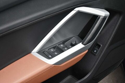 Q3 45 TFSIe 245ch Auto. CUIR/CAM/REGVIT/CARPLAY/PARKSENSOR/1MAI 2021 occasion 59280 Armenti&egrave;res