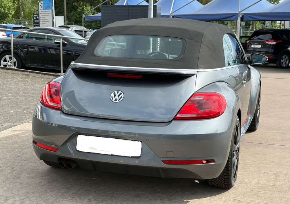 COCCINELLE II Coccinelle Cabriolet 1.4 TSI 150 DSG7 club 2016 occasion 85600 Montaigu
