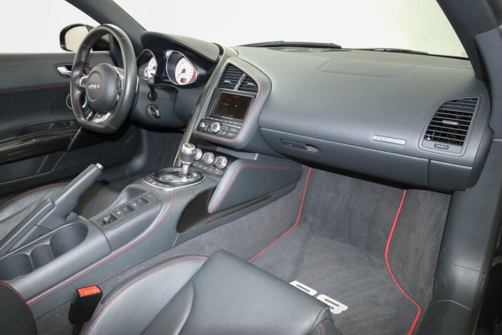 R8 Spyder V10 5.2 FSI 525 Quattro S tronic 7 2013 occasion 85600 Montaigu