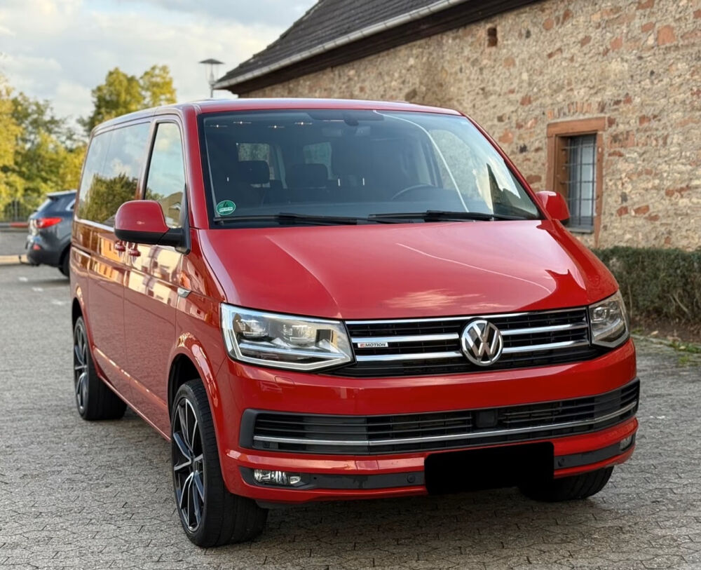 MULTIVAN Multivan 2.0 TDI 150 DSG7 4Motion Comfortline 2015 occasion 85600 Montaigu