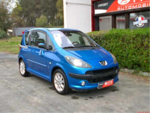 Peugeot 1007 ( 1.4 HDi Sporty)