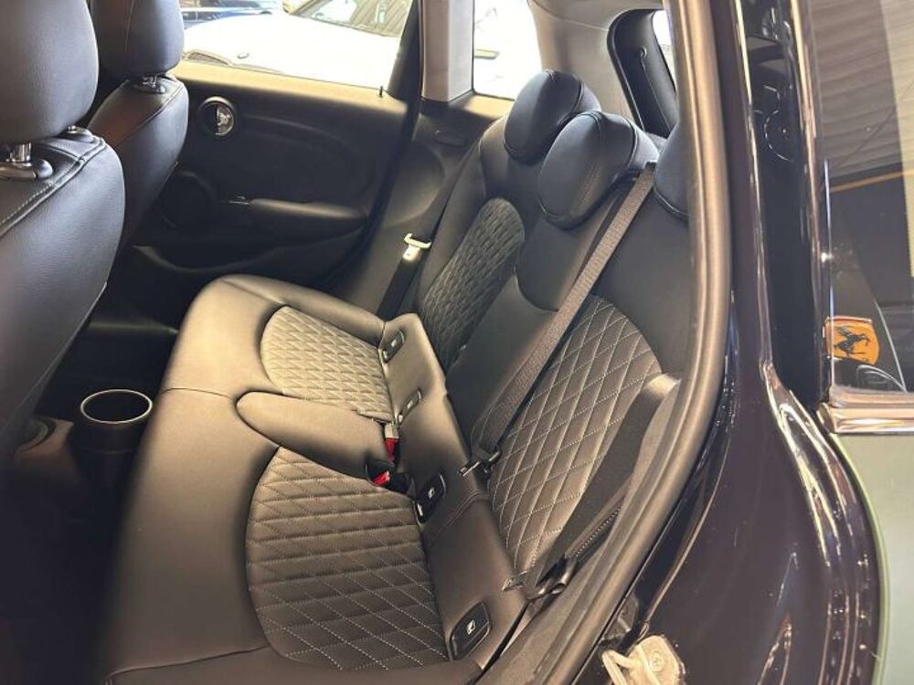 One 102ch BVA7 Wrap Green Mat CARPLAY/CUIR/REGVIT/PARKSENSOR/ECL 2022 occasion 59280 Armenti&egrave;res