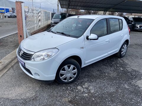 Dacia sandero (1.5 dCi 70 eco2 Laur&eacute;ate)