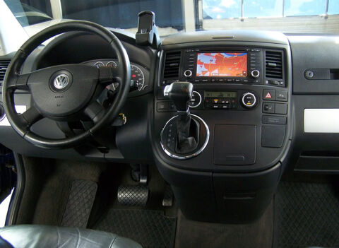 MULTIVAN Multivan 2.5 TDI 174 Highline 2009 occasion 85600 Montaigu