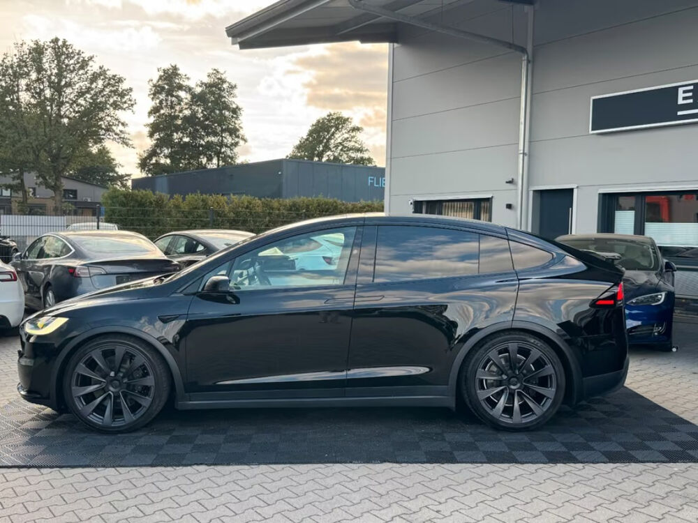 Model X MODEL X 100 kWh Tri-Motor Plaid 2024 occasion 85600 Montaigu