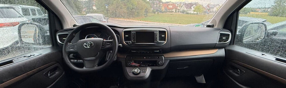 Proace city Proace Verso 180 D-4D BVA Family Comfort 2018 occasion 85600 Montaigu