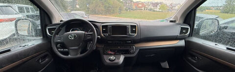Proace city Proace Verso 180 D-4D BVA Family Comfort 2018 occasion 85600 Montaigu